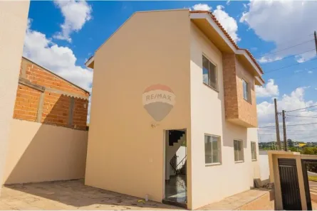 Sobrado com 3 Quartos à venda, 82m² no Santos Dumont, Cascavel