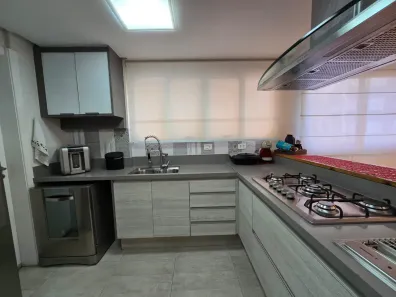 Apartamento com 2 Quartos para alugar, 122m² no Itaim Bibi, São Paulo