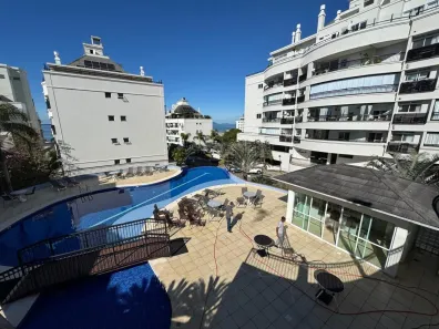 Apartamento com 2 Quartos à venda, 93m² no Coqueiros, Florianópolis