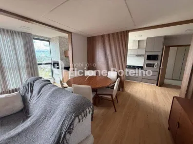 Apartamento com 3 Quartos para alugar, 115m² no Jardim Karaíba, Uberlândia
