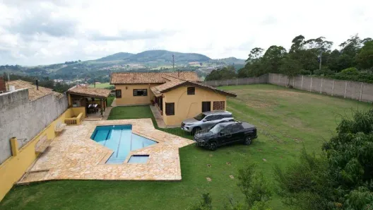 Casa com 3 Quartos à venda, 228m² no Jd Belvedere do Lago, Serra Negra