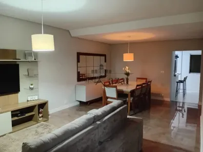 Sobrado com 4 Quartos à venda, 250m² no Jardim Altos de Santana I, Jacareí