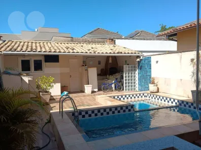 Casa de Condomínio com 4 Quartos à venda, 217m² no Itaipu, Niterói