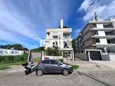 Apartamento com 2 Quartos para alugar, 74m² no Canasvieiras, Florianópolis