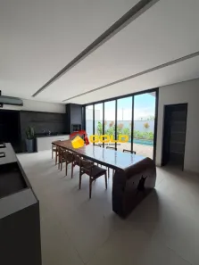 Casa de Condomínio com 4 Quartos para alugar, 229m² no Granada, Uberlândia