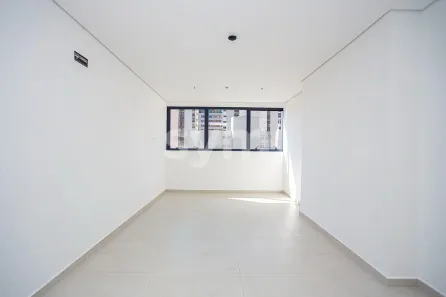 Sala Comercial para alugar, 28m² no Centro, Curitiba
