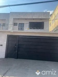 Sobrado com 3 Quartos à venda, 191m² no Jardim América, Goiânia