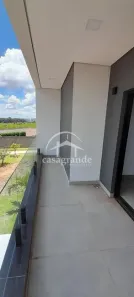 Casa com 3 Quartos para alugar, 250m² no Grand Ville, Uberlândia