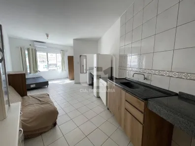 Apartamento com 1 Quarto para alugar, 26m² no Carvoeira, Florianópolis