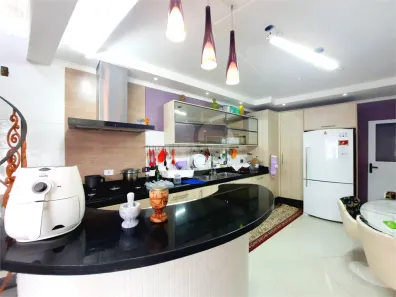 Sobrado com 3 Quartos à venda, 450m² no Jardim Denise, São Paulo