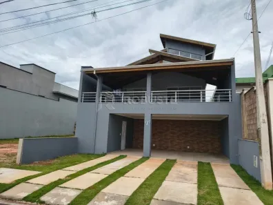 Sobrado com 3 Quartos à venda, 320m² no Jardim Aeroporto, Botucatu
