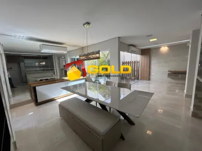 Casa de Condomínio com 3 Quartos à venda, 220m² no Granja Marileusa, Uberlândia