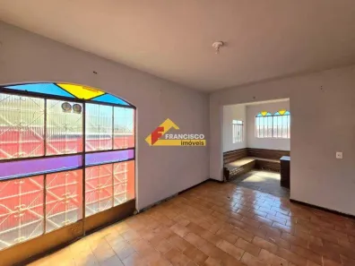 Casa com 3 Quartos à venda, 85m² no Niterói, Divinópolis