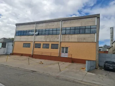 Galpão/Depósito/Armazém para alugar, 1000m² no Chácara do Solar I (Fazendinha), Santana de Parnaíba