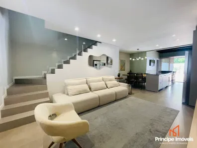 Casa com 3 Quartos à venda, 121m² no Bom Retiro, Joinville