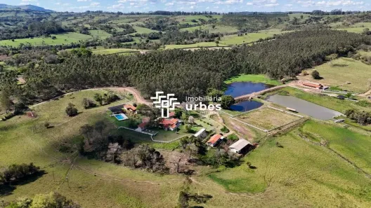 Fazenda/Sítio com 5 Quartos à venda, 800m² no Ferraz, Rio Claro