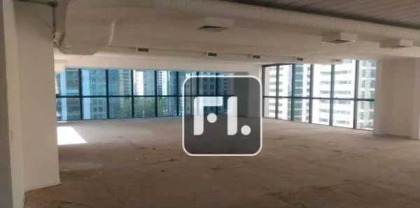 Sala Comercial para alugar, 185m² no Vila Olímpia, São Paulo