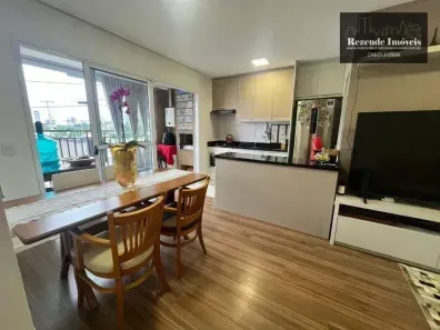 Apartamento com 3 Quartos à venda, 77m² no Santo Inácio, Curitiba