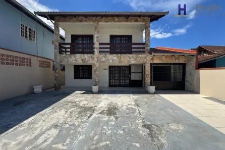 Sobrado com 5 Quartos à venda, 252m² no Praia da Enseada, São Francisco do Sul