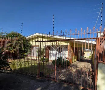 Casa com 4 Quartos à venda, 194m² no Vila Eunice Nova, Cachoeirinha
