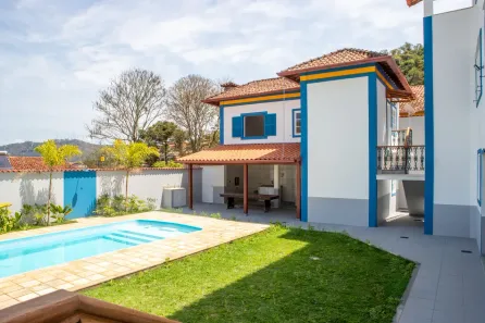 Casa com 6 Quartos à venda, 600m² no Bosque dos Pinheiros, Juiz de Fora