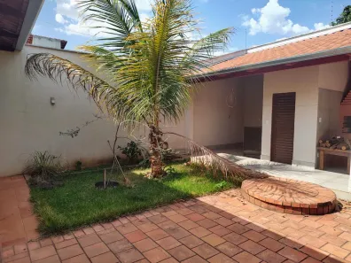 Casa com 3 Quartos à venda, 260m² no Loteamento Celina Park, Goiânia