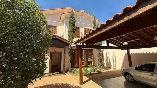 Casa com 5 Quartos à venda, 400m² no Jardim do Lago, Uberaba