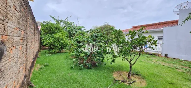 Lote/Terreno à venda, 360m² no Vitória Régia, Londrina