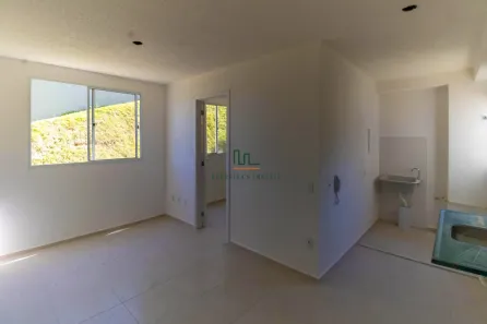 Apartamento com 2 Quartos para alugar, 40m² no Várzea das Moças, São Gonçalo