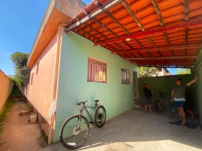 Casa com 2 Quartos à venda, 50m² no Novas Esmeraldas, Esmeraldas