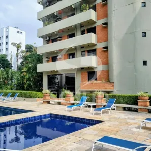 Apartamento com 3 Quartos para alugar, 240m² no Vila Morumbi, São Paulo