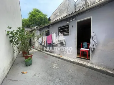 Casa com 2 Quartos à venda, 221m² no Encruzilhada, Santos