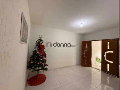 Casa com 3 Quartos à venda, 162m² no Conjunto Chica Ferreira, Uberaba