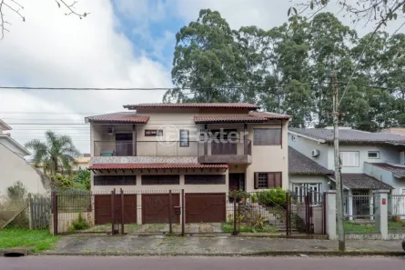 Casa com 4 Quartos à venda, 307m² no Jardim Itu, Porto Alegre