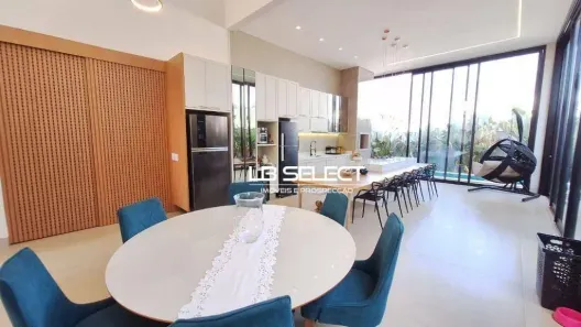 Casa de Condomínio com 4 Quartos à venda, 280m² no Granja Marileusa, Uberlândia