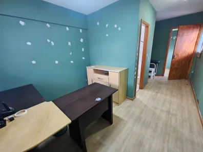 Sala Comercial para alugar, 31m² no Centro, Curitiba