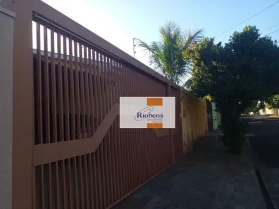 Casa com 3 Quartos à venda, 151m² no Jardim Caparroz, São José do Rio Preto
