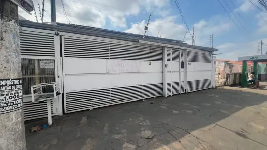 Sobrado com 5 Quartos à venda, 350m² no Popular, Cuiabá