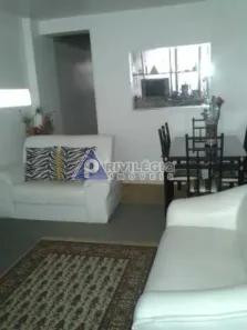 Kitnet com 1 Quarto à venda, 44m² no Copacabana, Rio de Janeiro
