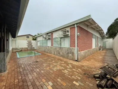 Casa com 3 Quartos à venda, 220m² no Parque Residencial Lagoinha, Ribeirão Preto
