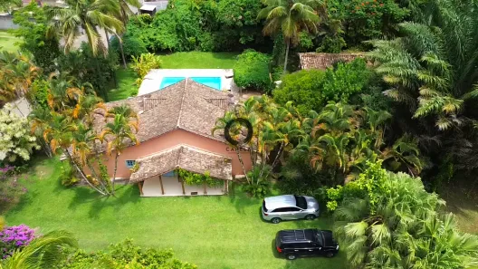 Casa com 3 Quartos à venda, 220m² no Cocaia, Ilhabela