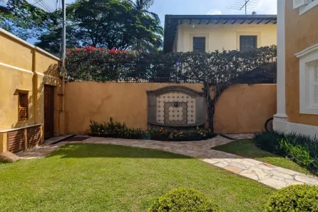 Casa com 3 Quartos à venda, 300m² no Jardim Europa, São Paulo