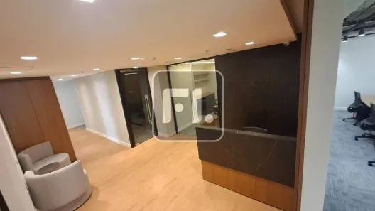Sala Comercial para alugar, 150m² no Consolação, São Paulo