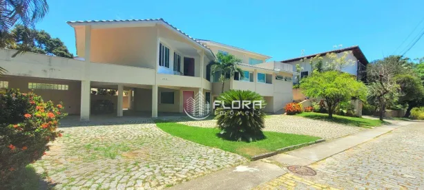Casa de Condomínio com 5 Quartos à venda, 350m² no Itaipu, Niterói