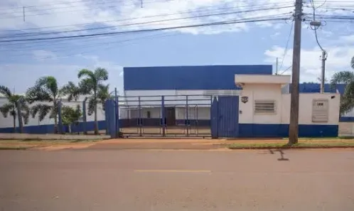 Galpão/Depósito/Armazém com 6 Quartos para alugar, 1500m² no Vila Albuquerque, Campo Grande