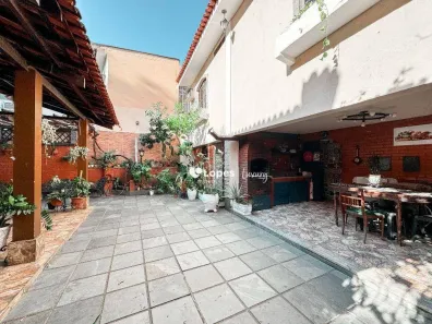Casa com 4 Quartos à venda, 256m² no Grajaú, Rio de Janeiro