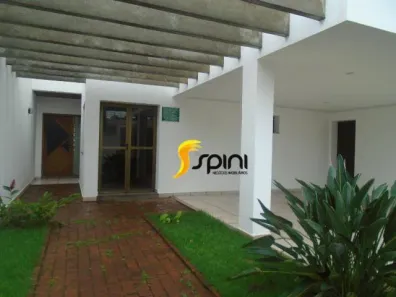 Sobrado com 4 Quartos para alugar, 330m² no Lídice, Uberlândia