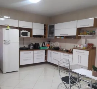 Casa com 3 Quartos à venda, 216m² no Parque Santa Edwiges, Bauru
