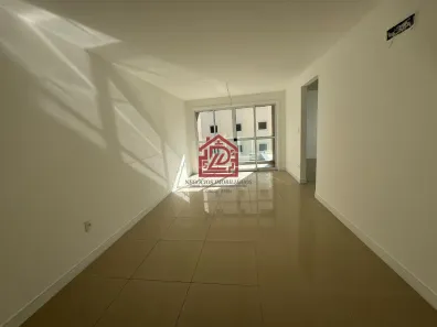 Apartamento com 2 Quartos à venda, 70m² no Praia Campista, Macaé