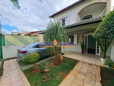 Casa com 8 Quartos à venda, 445m² no Santa Amélia, Belo Horizonte